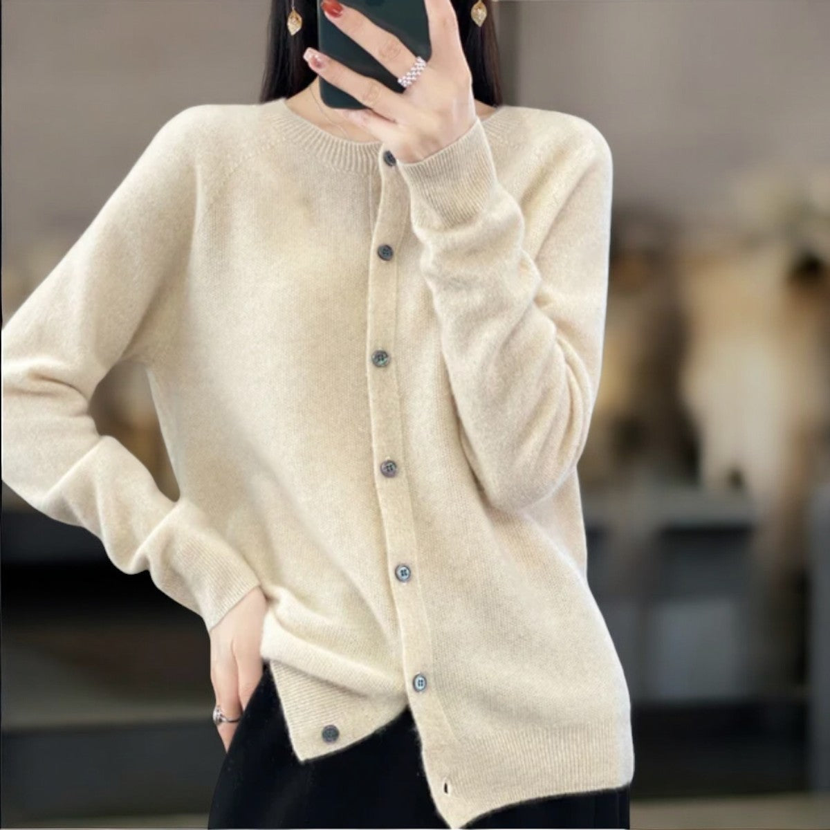 Cardigan Chaleureux à Boutons Darlene™